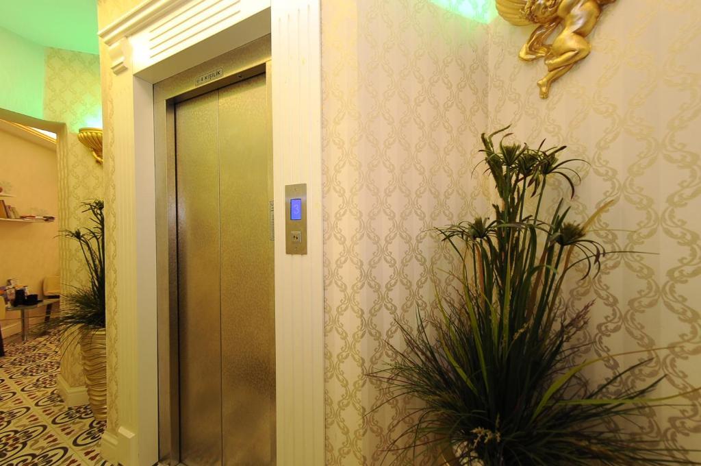 Hotel Coliseum Isztambul Kültér fotó