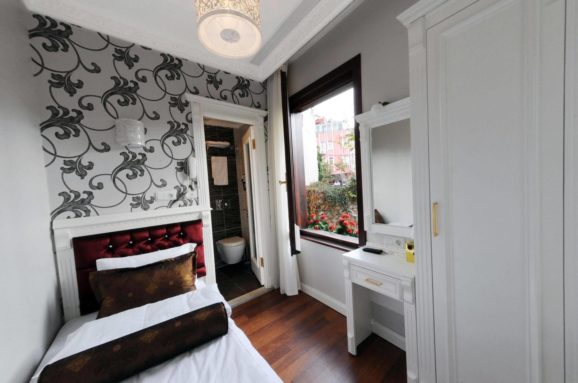 Hotel Coliseum Isztambul Kültér fotó