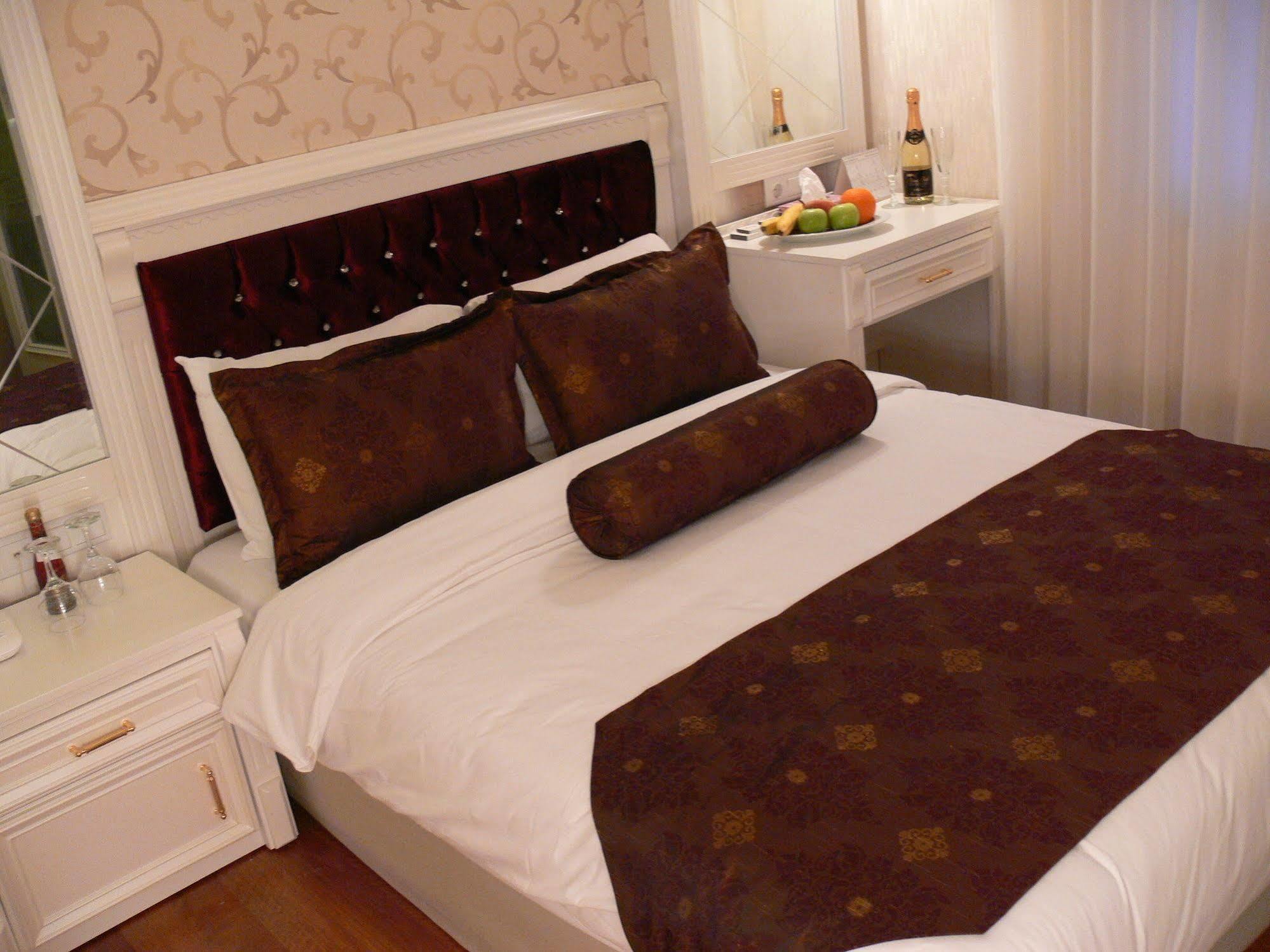 Hotel Coliseum Isztambul Kültér fotó